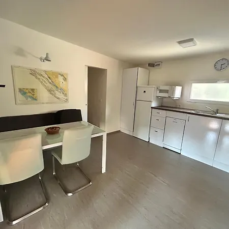 Cremona Mobile Red Prázdninový dům